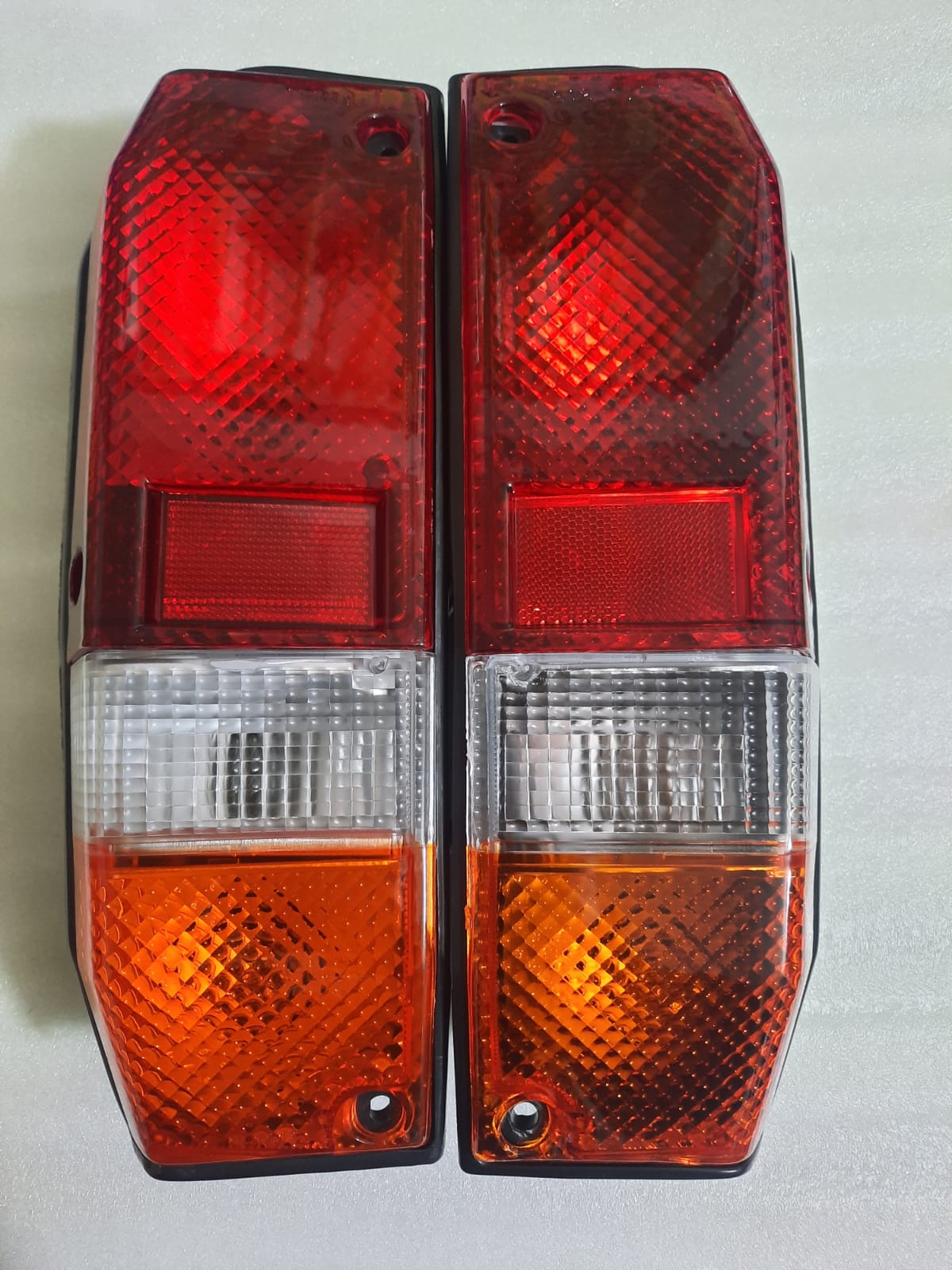 Coppia fanali posteriori toyota