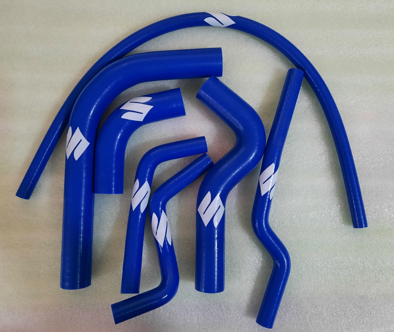 Tubi in silicone blu