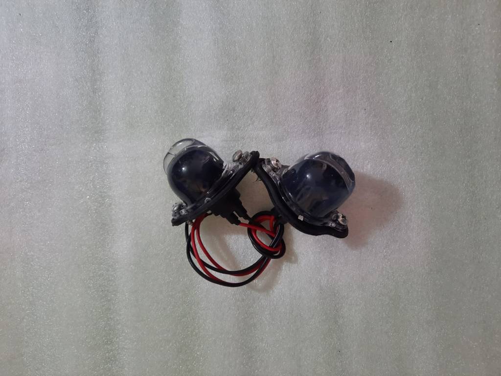 Coppia luci targa