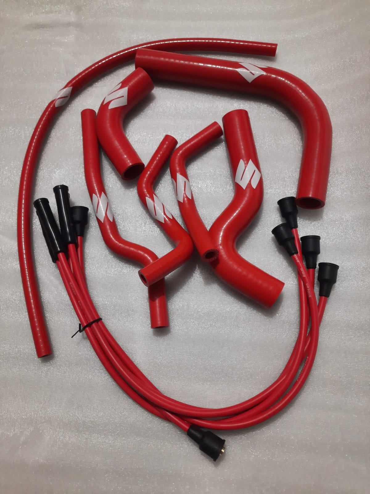 Kit tubi in silicone+cavi in silicone rossi